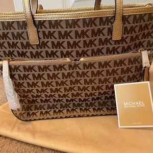 Michael kors purse